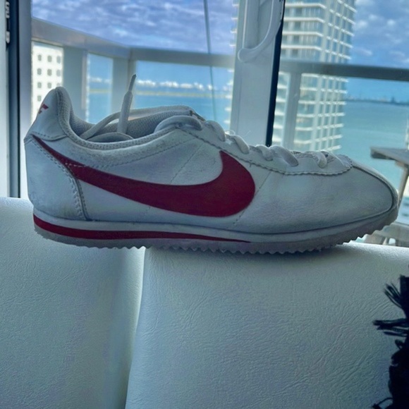 Nike Other - Nike classic Cortez 4.5 white red